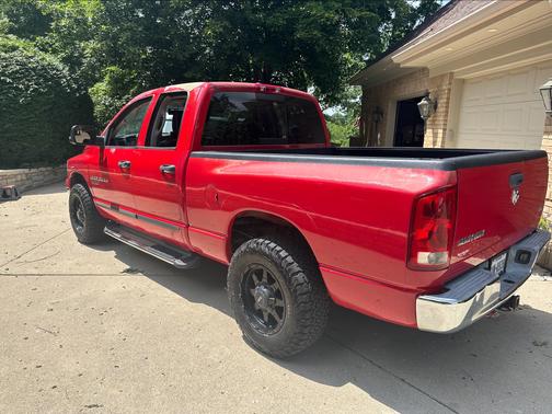 2006 Dodge Ram 2500 SLT Quad Cab