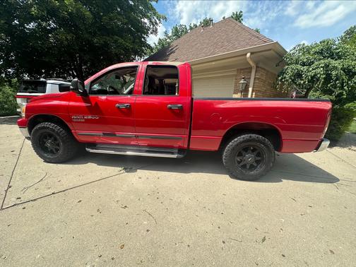 2006 Dodge Ram 2500 SLT Quad Cab