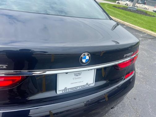 Blue 2018 BMW 750 i xDrive