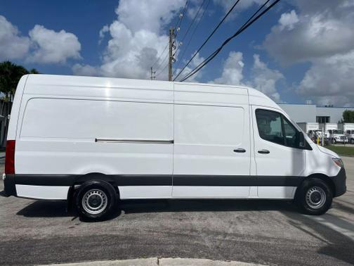 2023 Mercedes-Benz Sprinter 2500 High Roof