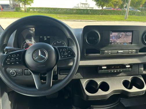 2023 Mercedes-Benz Sprinter 2500 High Roof