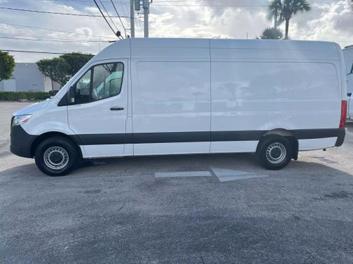 2023 Mercedes-Benz Sprinter 2500 High Roof