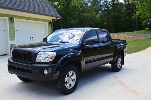 Black 2008 Toyota Tacoma PreRunner