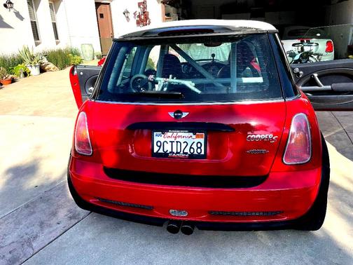 2004 MINI Cooper S Base