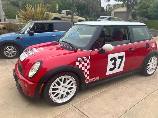 2004 MINI Cooper S Base