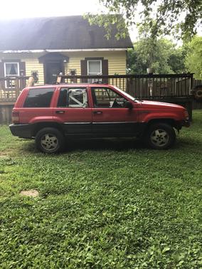 1995 Jeep Grand Cherokee SE 4WD