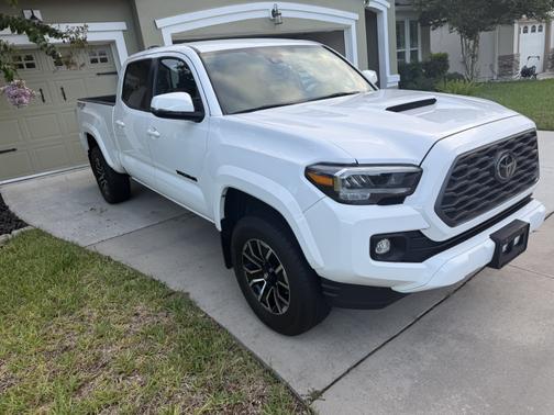 2022 Toyota Tacoma TRD Sport
