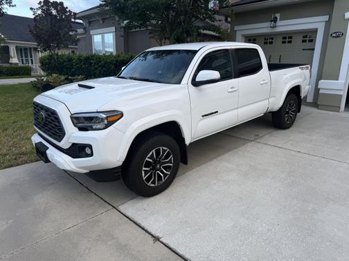 2022 Toyota Tacoma TRD Sport