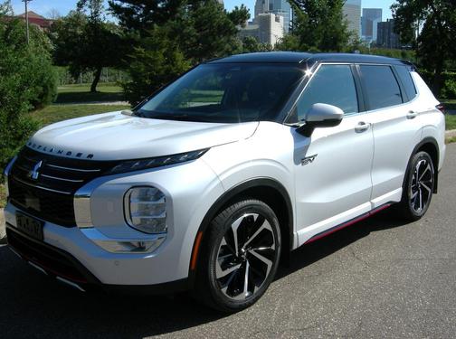 White 2023 Mitsubishi Outlander PHEV Ralliart