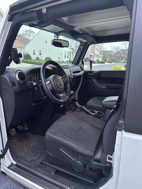 2016 Jeep Wrangler Sport