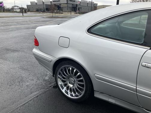 2001 Mercedes-Benz CLK-Class 320