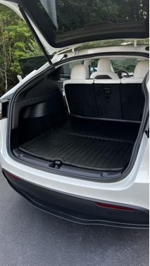 Photo 4 of 4 of 2020 Tesla Model Y Long Range