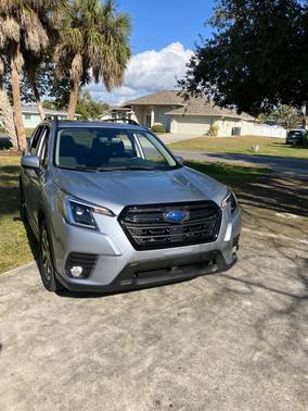 2022 Subaru Forester Premium