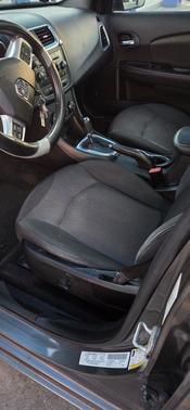 Silver 2013 Dodge Avenger SE