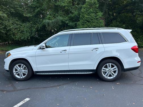 White 2016 Mercedes-Benz GL-Class GL 350 BlueTEC 4MATIC