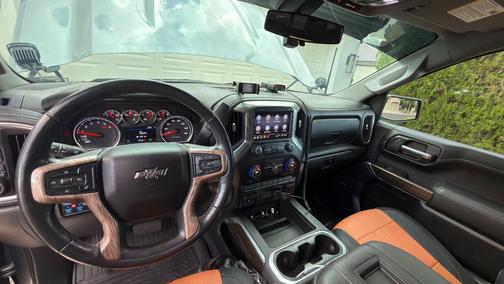 Gray 2019 Chevrolet Silverado 1500 RST