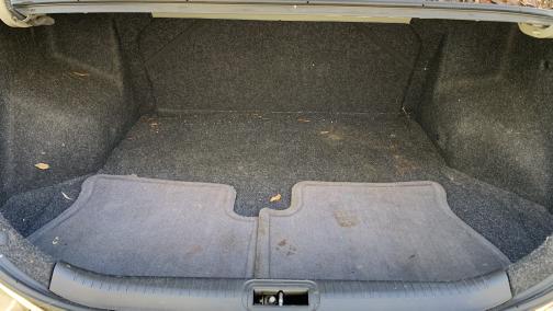 2003 Kia Rio Base