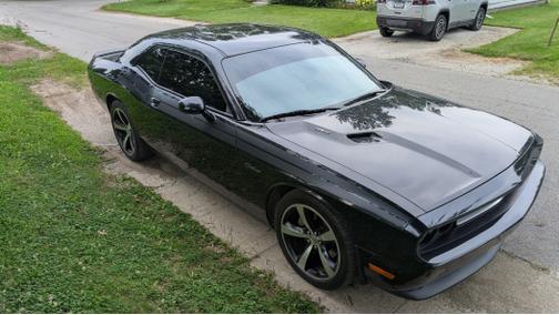 Black 2014 Dodge Challenger R/T