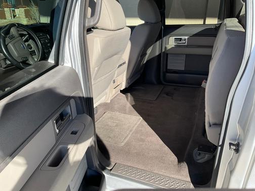 2010 Ford F-150 XLT SuperCrew