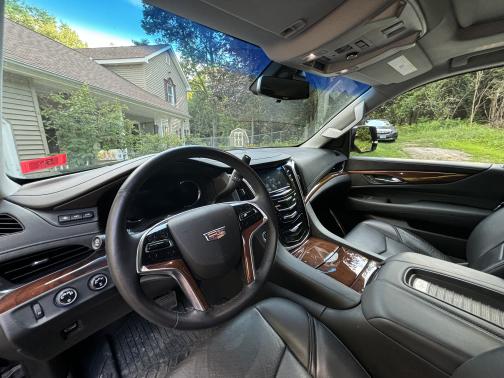 2018 Cadillac Escalade Premium Luxury