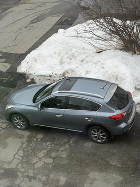 2016 INFINITI QX50 Base