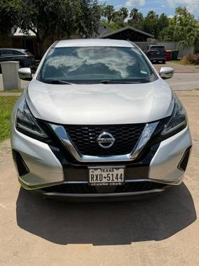 Silver 2019 Nissan Murano S