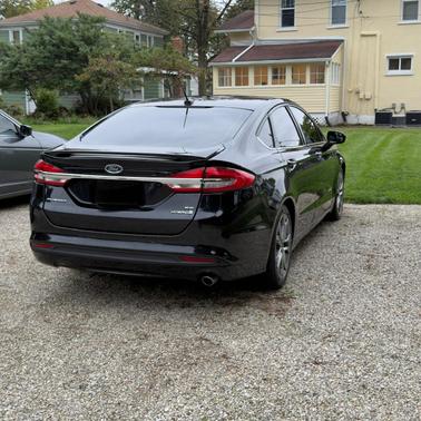 Black 2017 Ford Fusion Hybrid SE
