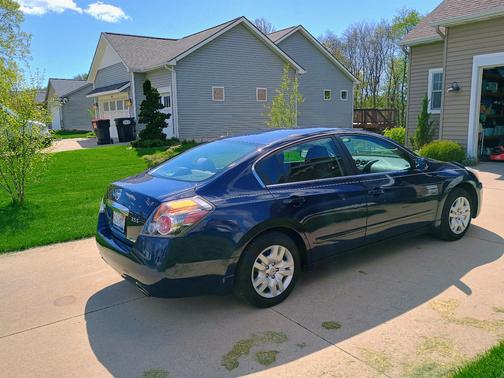 Blue 2012 Nissan Altima 2.5 S