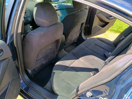 Blue 2012 Nissan Altima 2.5 S