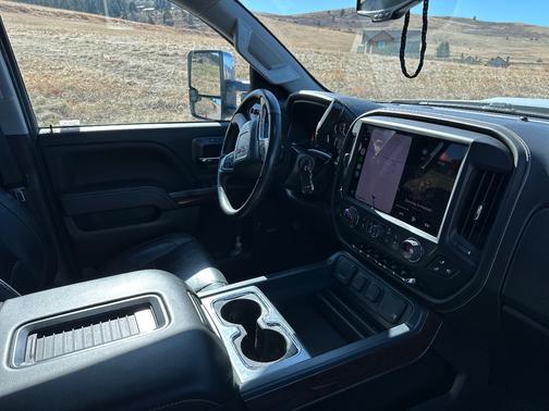 Silver 2018 GMC Sierra 2500 SLT