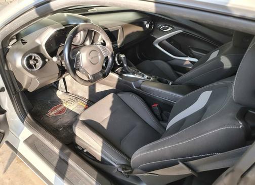 2019 Chevrolet Camaro 1LS
