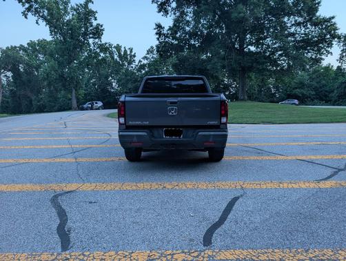 Gray 2018 Honda Ridgeline RTL-T