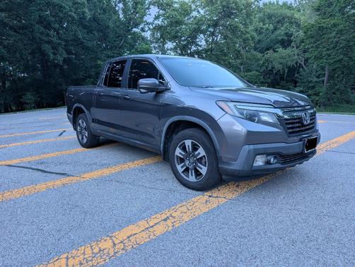 Gray 2018 Honda Ridgeline RTL-T