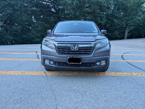 Gray 2018 Honda Ridgeline RTL-T