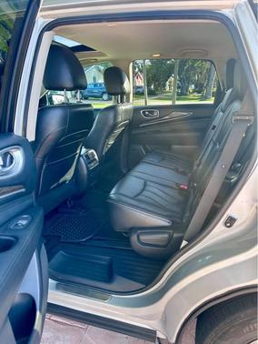Silver 2014 INFINITI QX60 Base