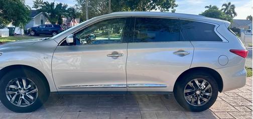 Silver 2014 INFINITI QX60 Base