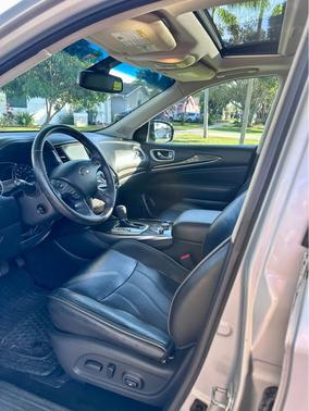 Silver 2014 INFINITI QX60 Base