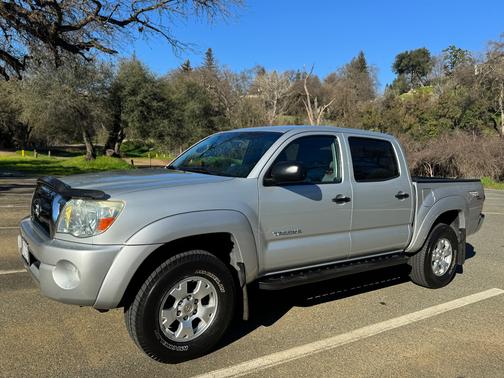 2005 Toyota Tacoma PreRunner Double Cab