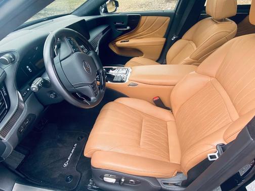 2024 Lexus LS 500 Base