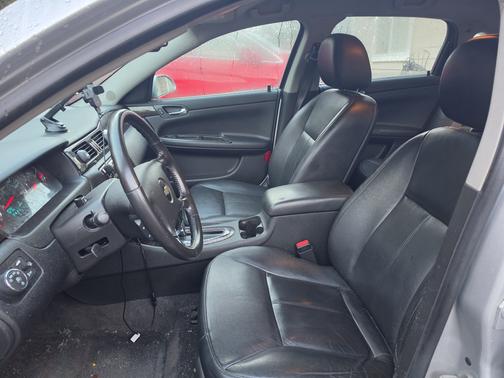 Silver 2014 Chevrolet Impala Limited LTZ
