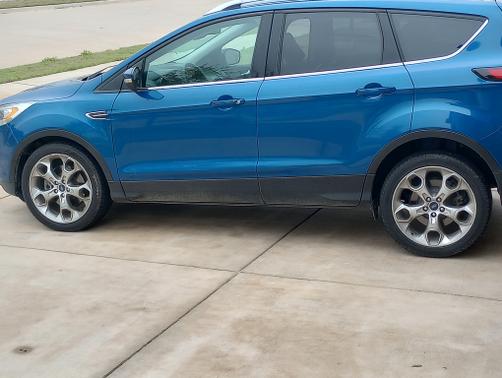 2019 Ford Escape Titanium