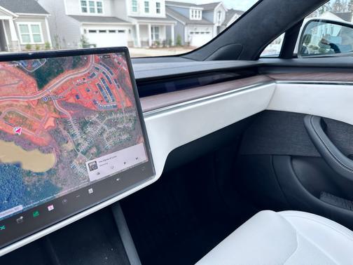 2023 Tesla Model S Base