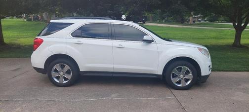 White 2013 Chevrolet Equinox 2LT