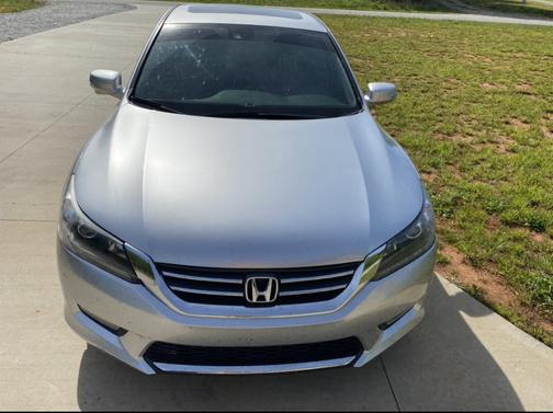 Photo 1 of 9 of 2014 Honda Accord EX-L