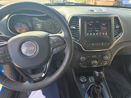 2021 Jeep Cherokee Altitude