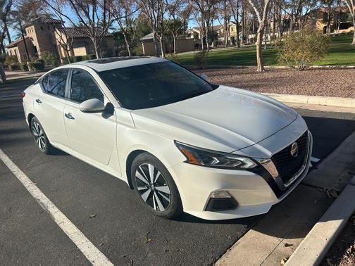 2021 Nissan Altima 2.5 SV