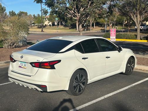 2021 Nissan Altima 2.5 SV