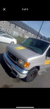 2003 Ford E150 XLT Wagon