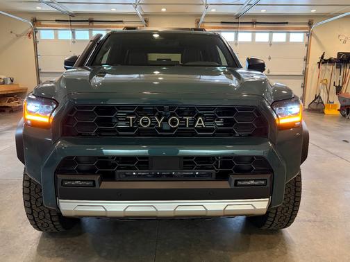 Green 2025 Toyota 4Runner Hybrid Trailhunter