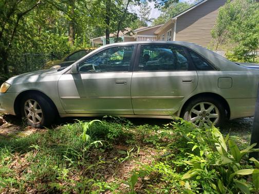 2004 Toyota Avalon XL